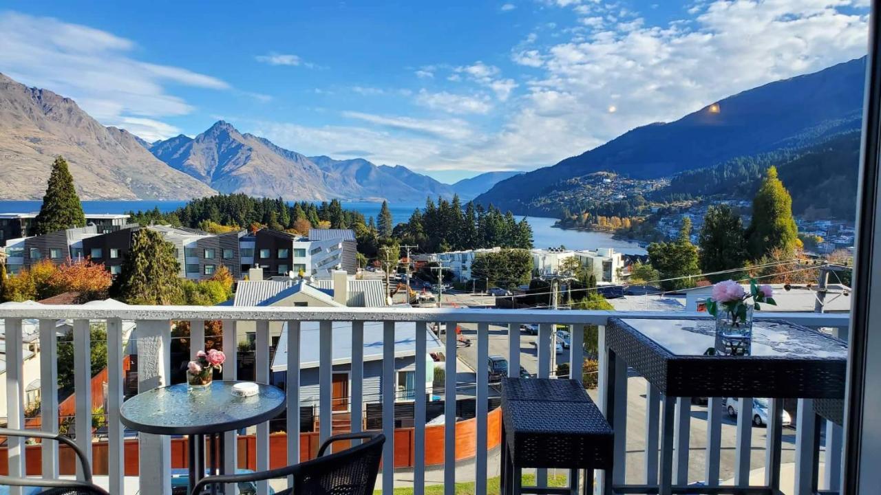 Central Lakeview Apartment With Amazing Rooftop 镇上湖景三室套房 Queenstown Exteriér fotografie